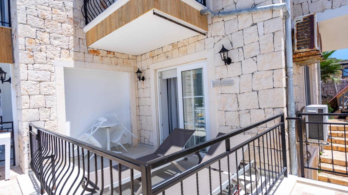 Sole'N Blu Hostel Kas Exterior photo